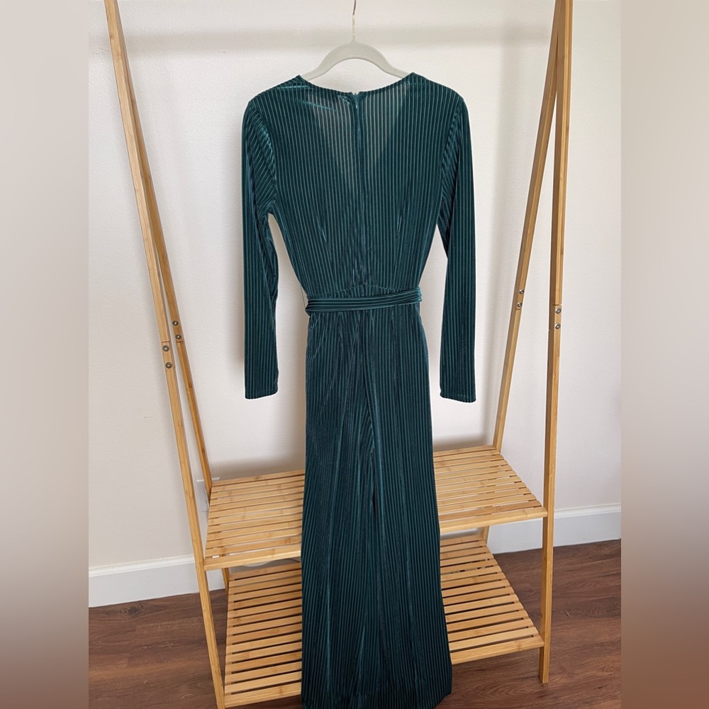 ASTR Jumpsuit in Emerald Velvet Ribbed - Picture 2 of 5